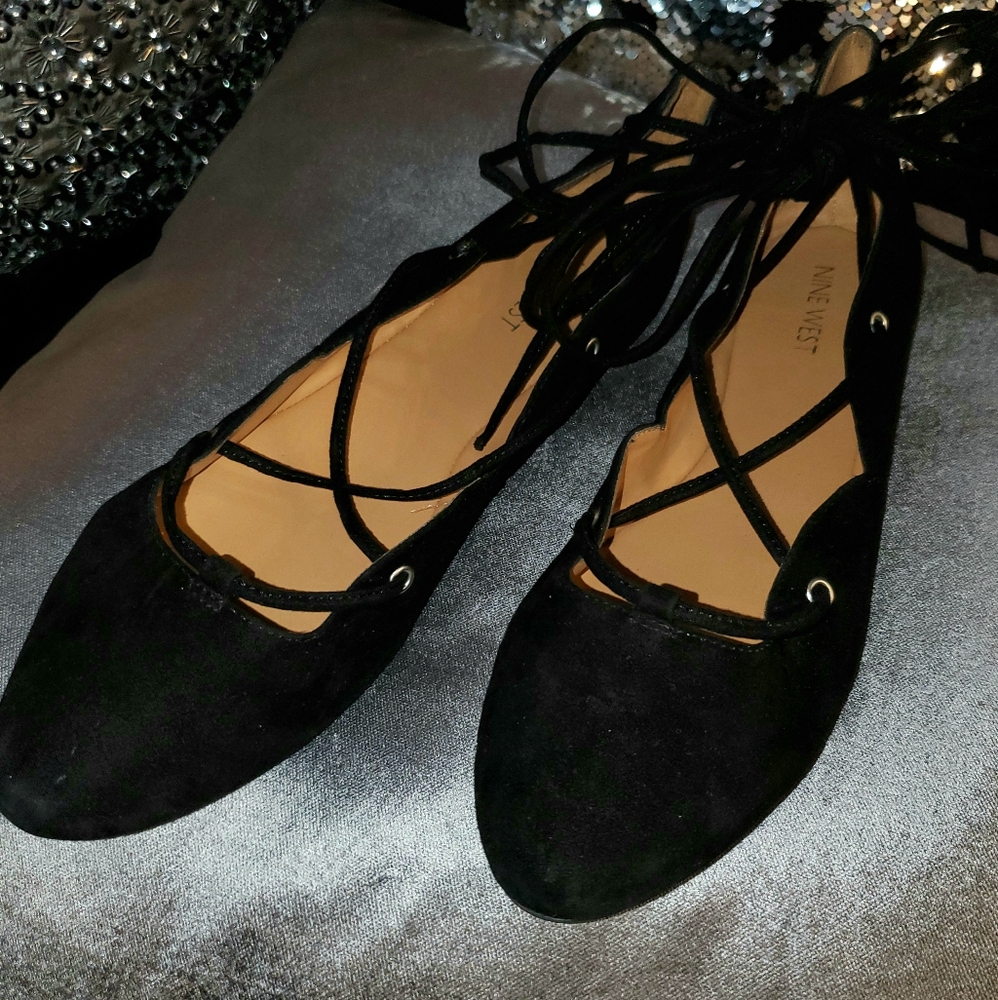 Women's shoes